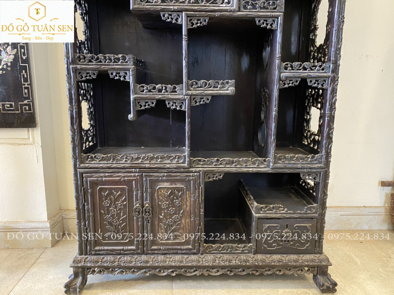 Hãy cùng đồ gỗ Tuân Sen xem hình ảnh tủ cổ xưa gỗ trắc 